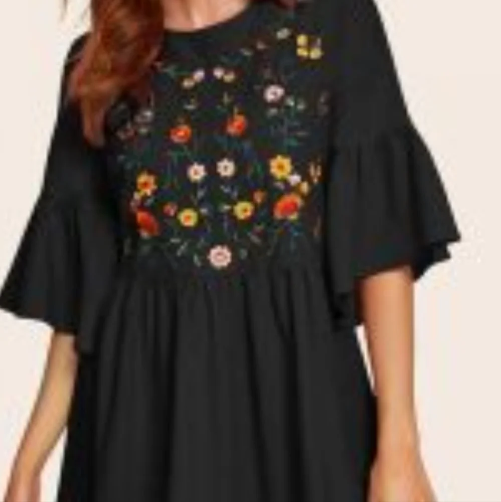 Black Floral Embroidered Swing Dress, Size XL - Picture 3 of 3